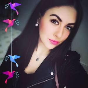 Meet your Posher, Maya